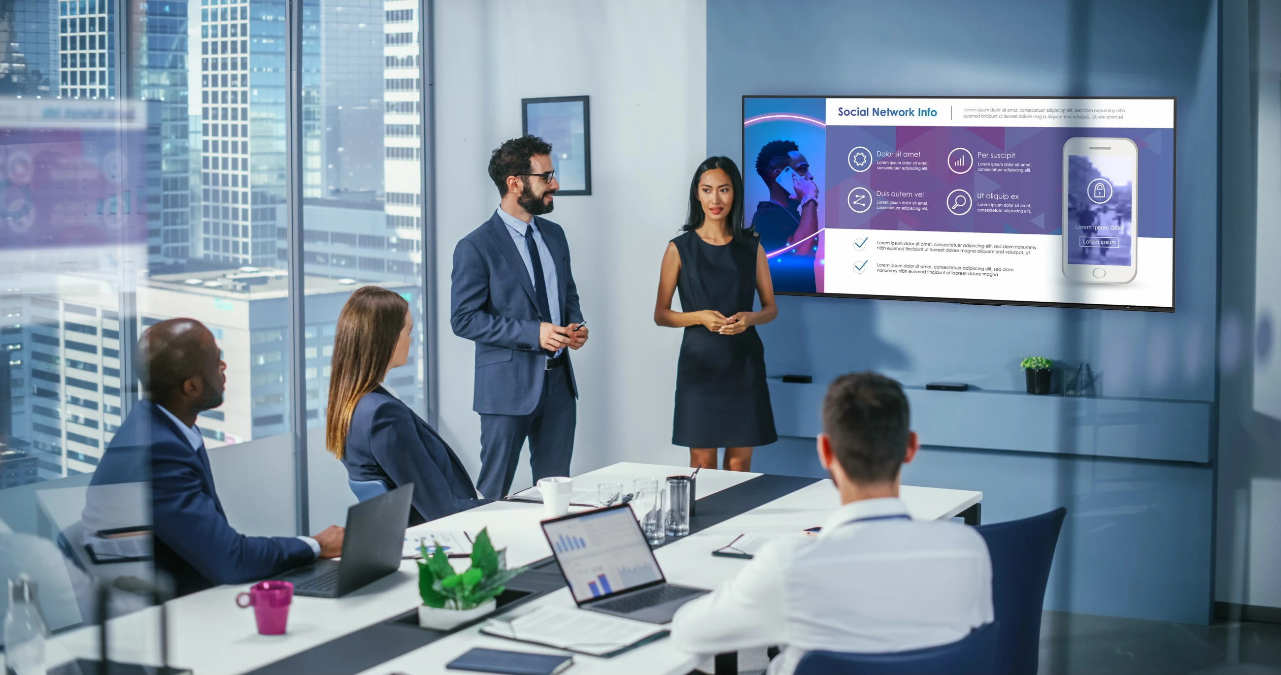 Ekran i madh me prekje AVOCOR E Serie AVE-9200 92 inç, 5K Ultra HD, Wi-Fi, 3 altoparlantë