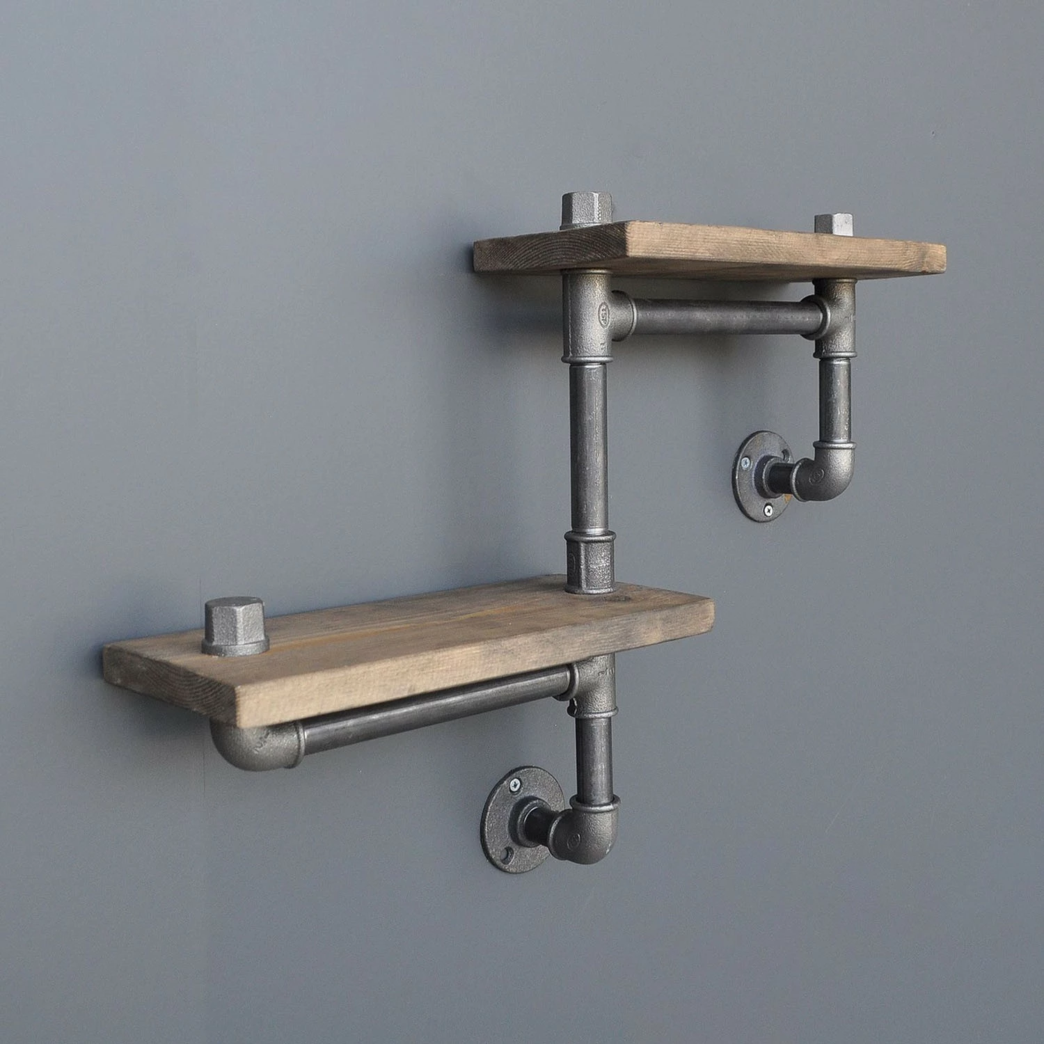 Raft muri Pipe, dru bredhi, metal, ngjyrë arre e zezë, Boruraf041