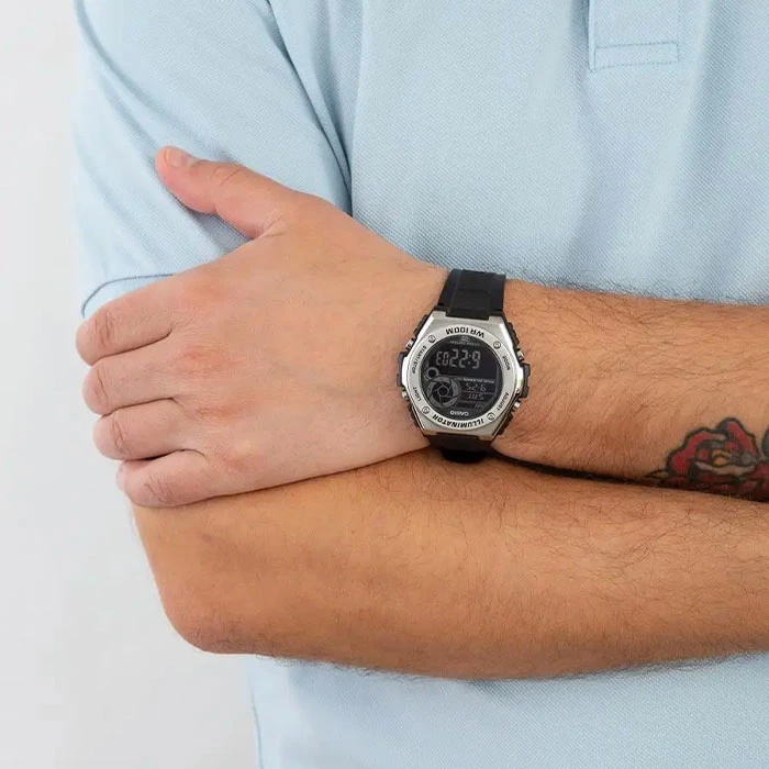 Orë dore Casio MWD-100H-1BV, e argjendtë/zezë