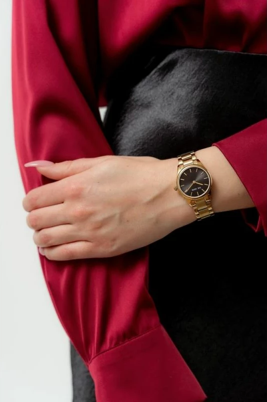 Orë dore për femra Paul Lorens, ari