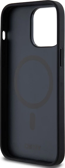 Mbështjellës DKNY Leather Pattern Metal Logo MagSafe për iPhone 13 Pro / 13, i zi