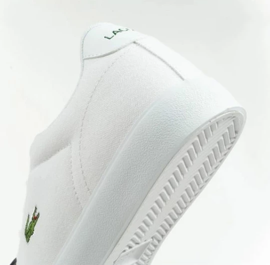 Këpucë për meshkuj Lacoste, të bardha