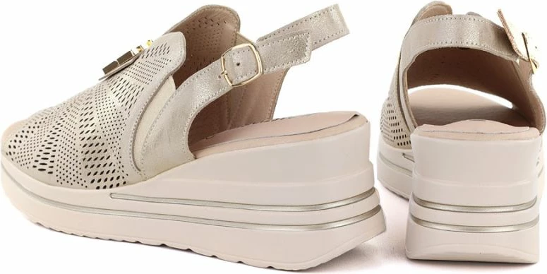 Sandale platforme për femra M. Daszyński 25144-4, të arta