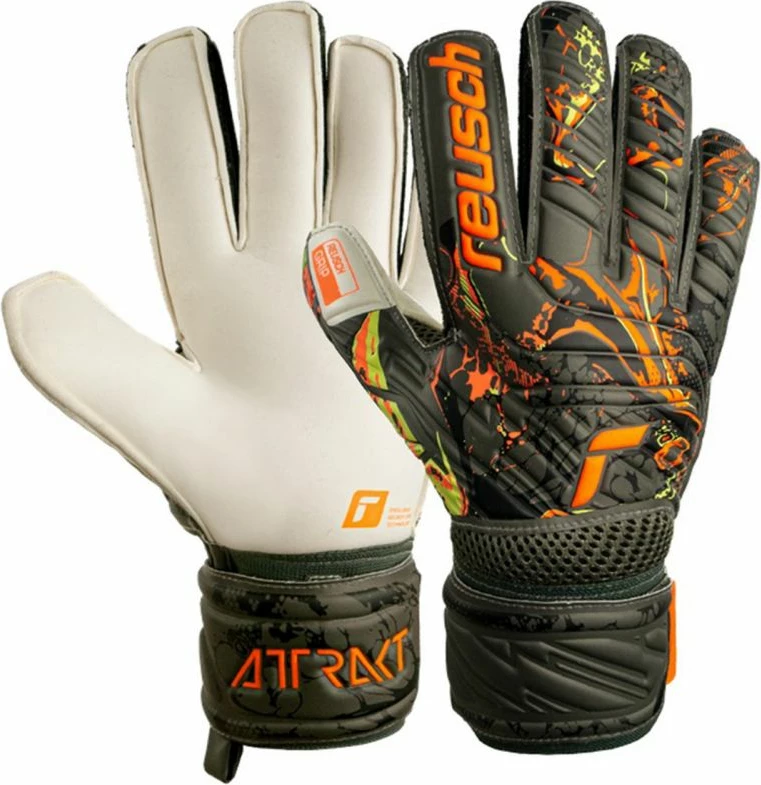 Doreza për portier Reusch, të zeza