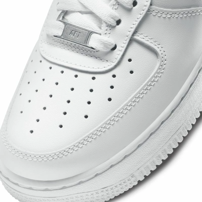 Atlete për femra Nike Air Force 1 '07, të bardha