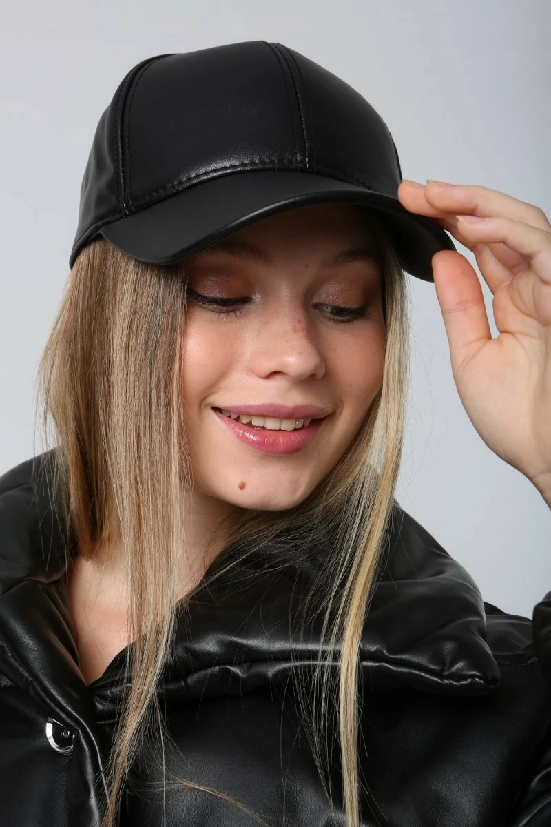 Kapelë për femra, Jumeon, Spk1104, e zezë