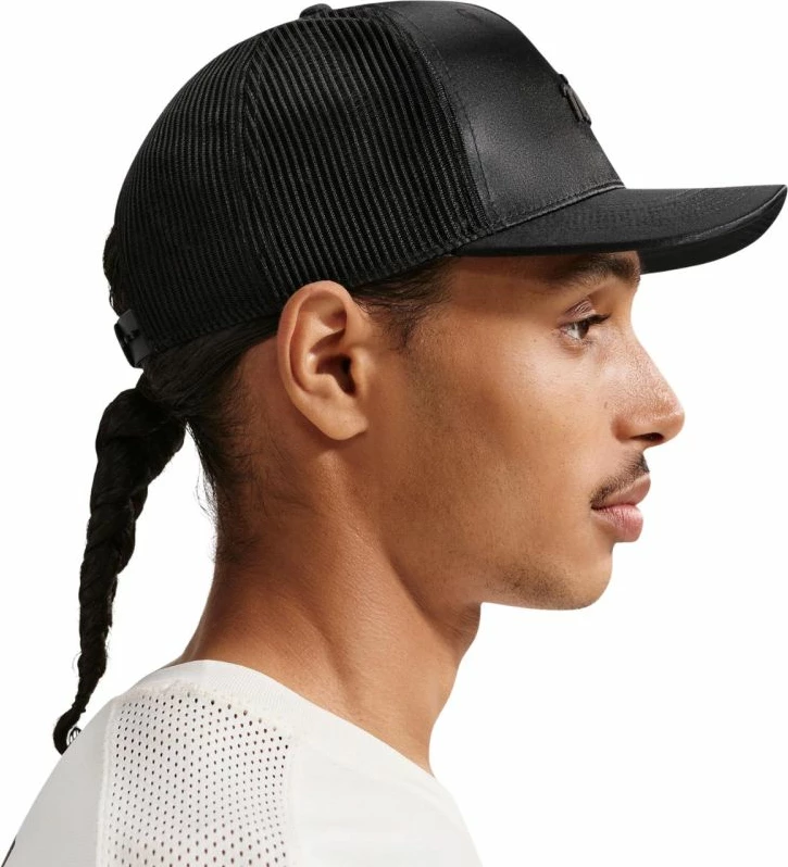 Kapelë Nike Rise IH8728 010, e zezë