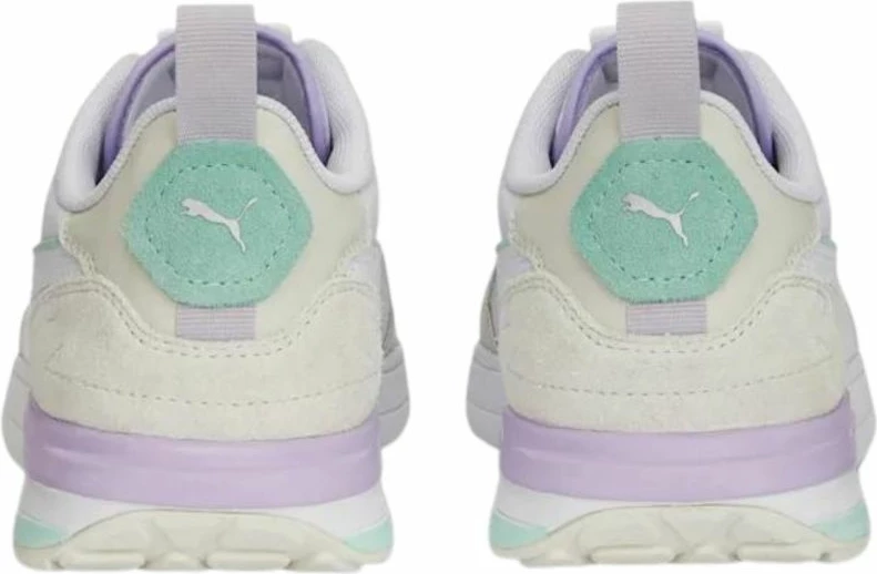 Atlete Puma për femra, ngjyrë krem-vjollcë-bardhë