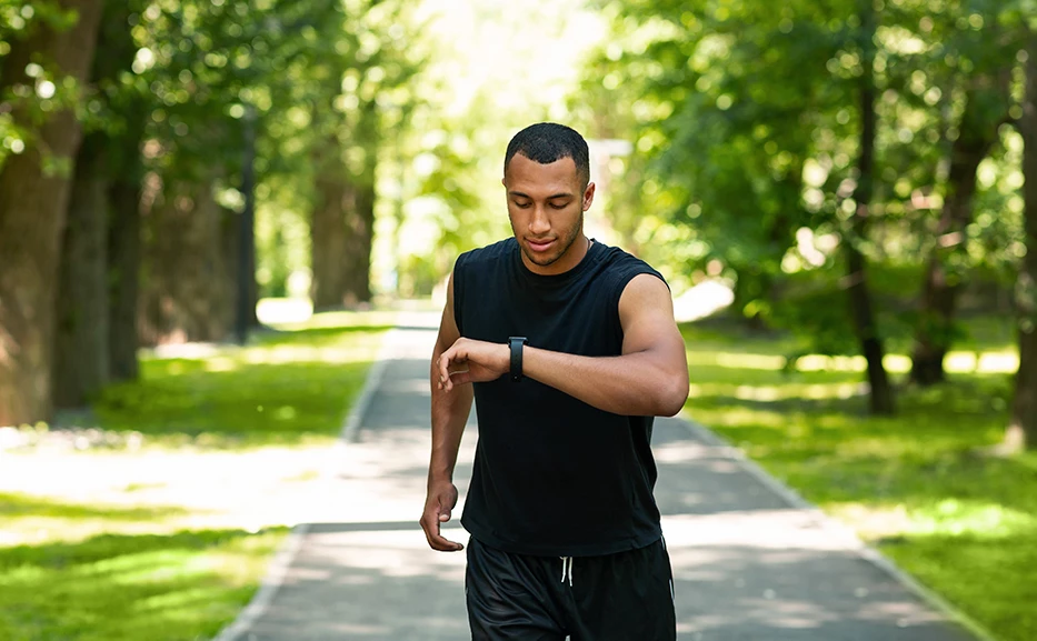 Smartwatch Aiwa SW-A800 1.39\" IPS LCD, Bluetooth thirrje, IP67, 220 mAh, e zezë