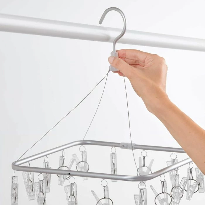 Tharëse rrobash me kapëse Rayen 0337, 16 kapëse, alumin/ABS, 28.5×28×2.5 cm, argjendtë