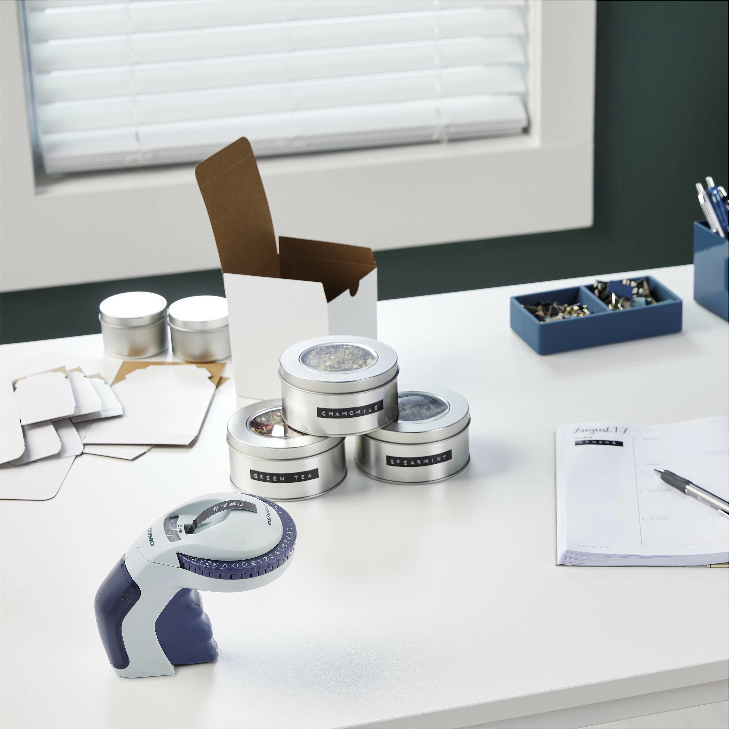Etiketues manual Dymo Omega, embosser, ngjyrë blu