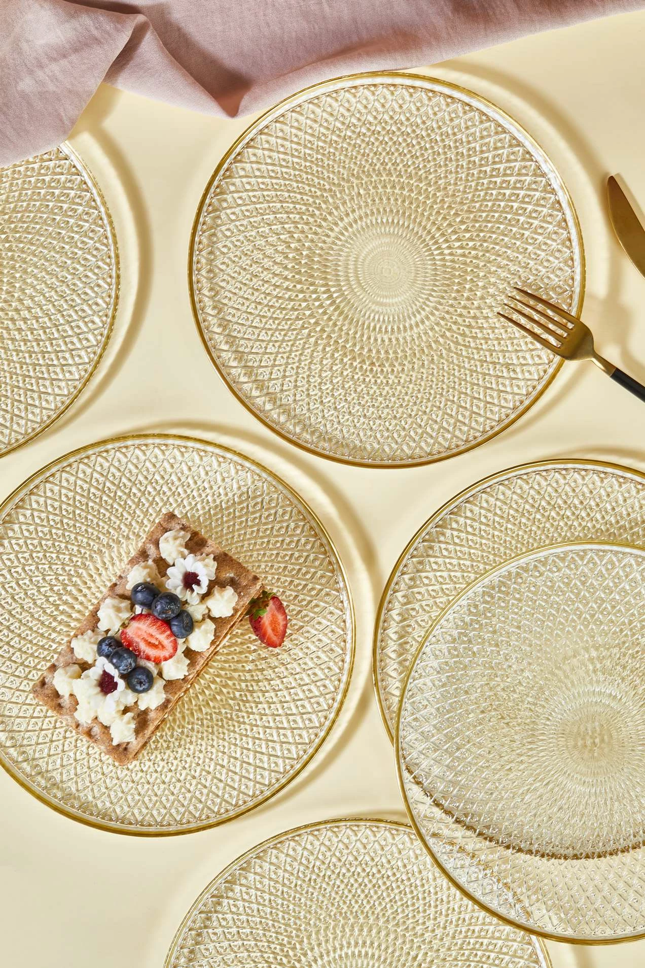 Set pjatash ëmbëlsirash (6 copë), Hermia, Mina, xham transparent, 21cm