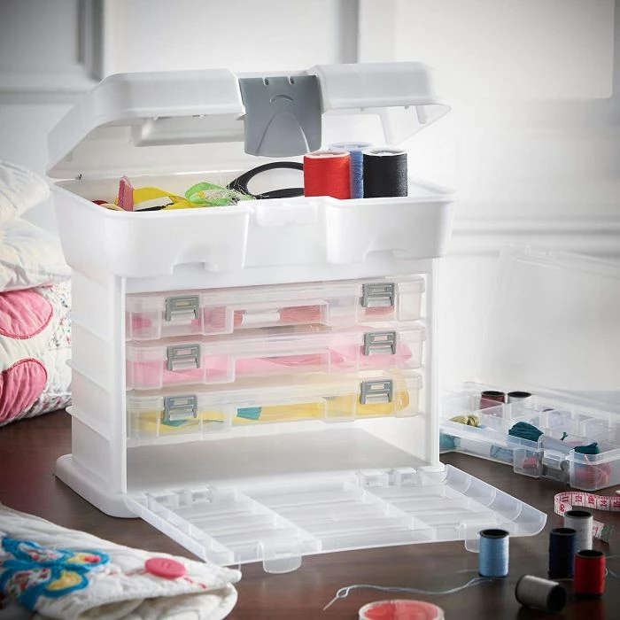 Kuti portative me sirtarë VonHaus 3515229, 2-në-1, 4 sirtarë të heqshëm me ndarëse, me kyç sigurie, e bardhë