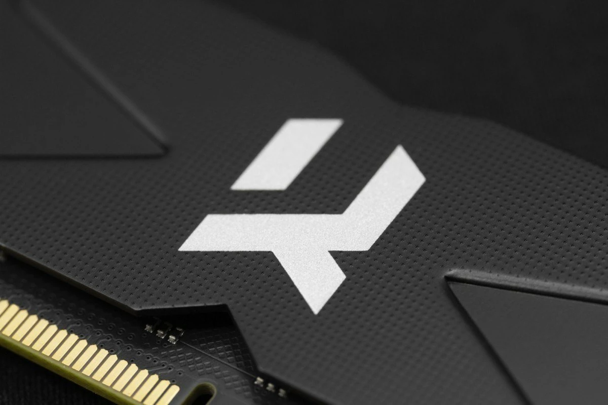 RAM Memorje GoodRam IRDM IR-6800D564L34S/32GDC DDR5 32GB 6800MHz CL34 UDIMM, e zezë, set 2 module