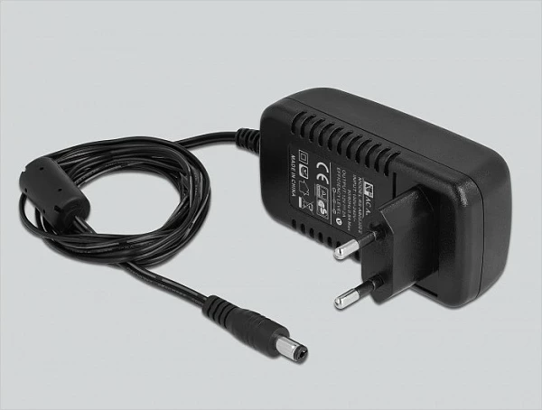 Adapter USB-A në SATA DeLOCK 64086, 6 Gbit/s, transparent