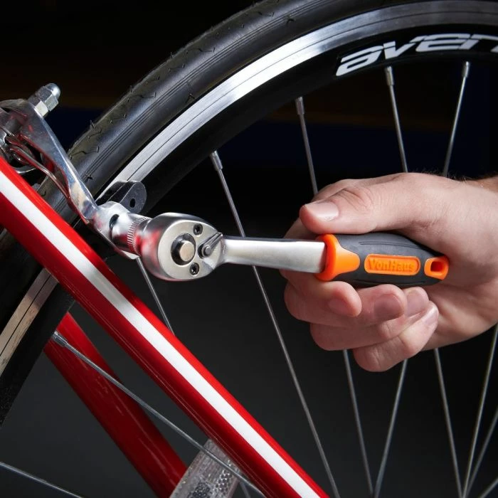 Set veglash dore VONHAUS 3515180 256-copë, me kuti plastike të fortë, zi/portokalli