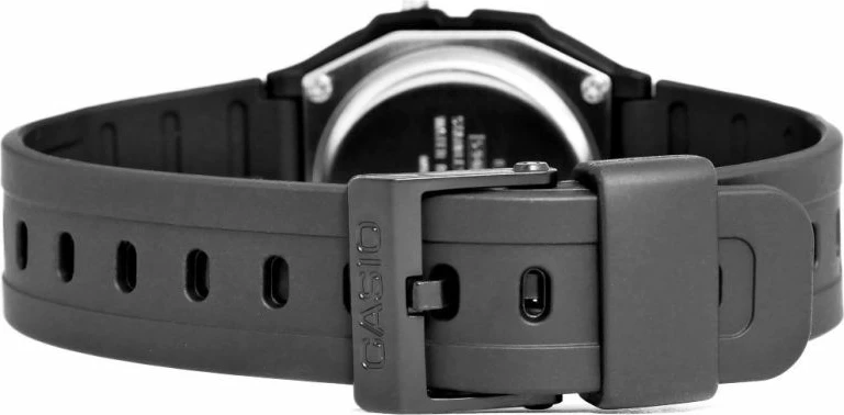 Orë dore për meshkuj Casio, e zezë