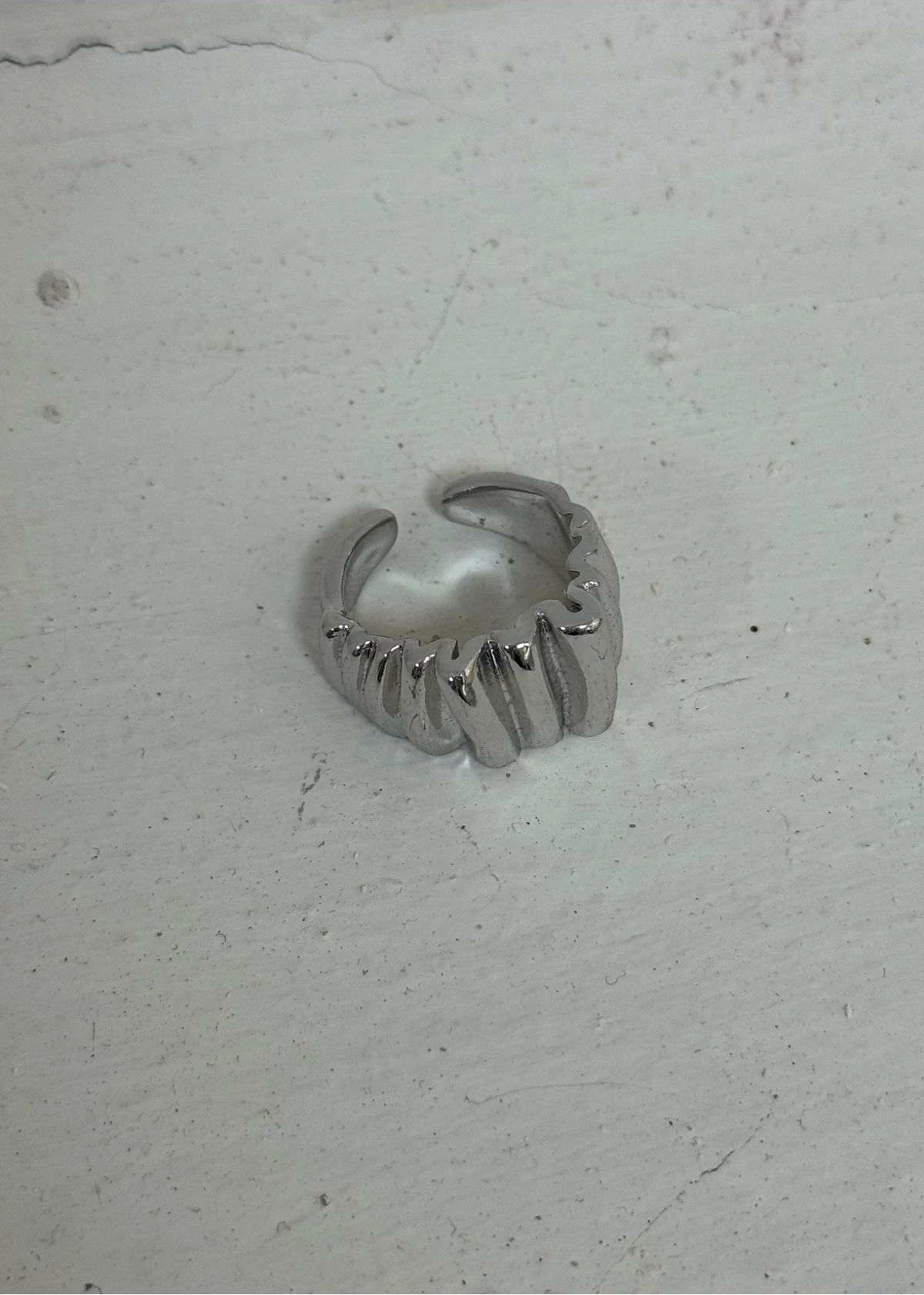 Unazë argjendi, Jumeon, KPEGMSA435304