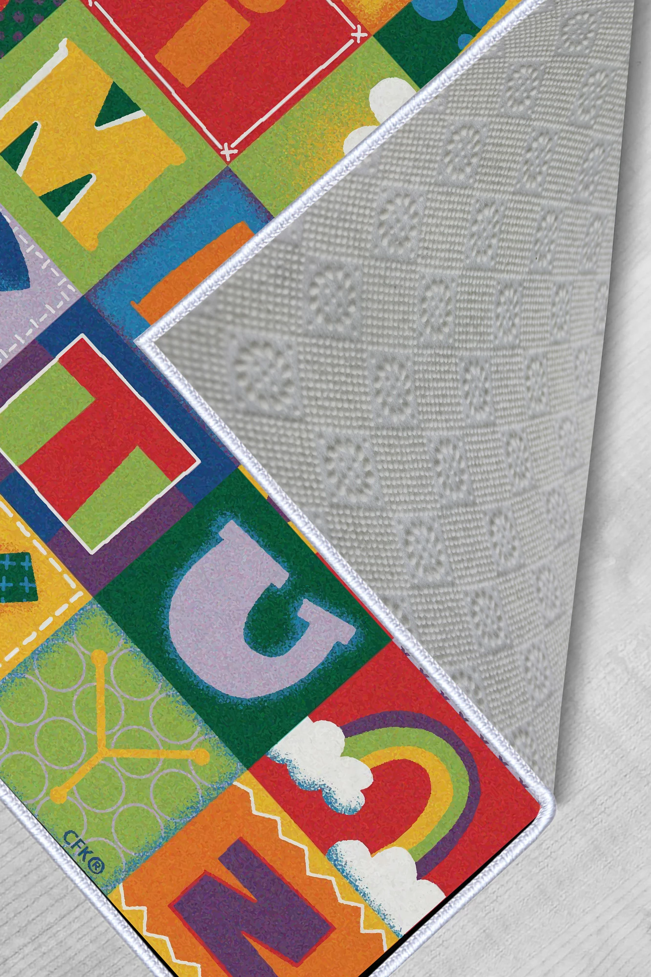 Qilim shumëngjyrësh për fëmijë, alfabet, 120x180cm, WOOKECE113