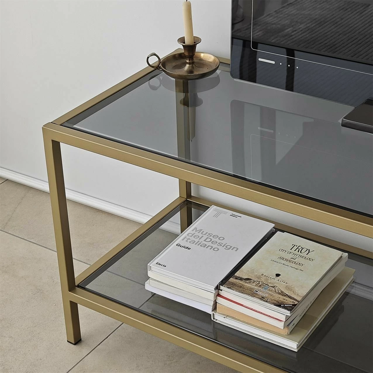 Komodë TV Hanah Home, Basic, gri e errët, ar