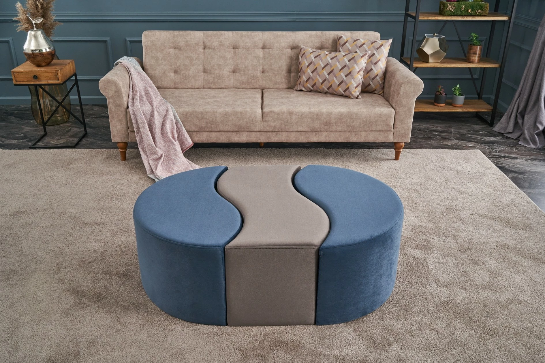 Puf modern Atelier del Sofa, Alya, ngjyrë kaltër dhe mink