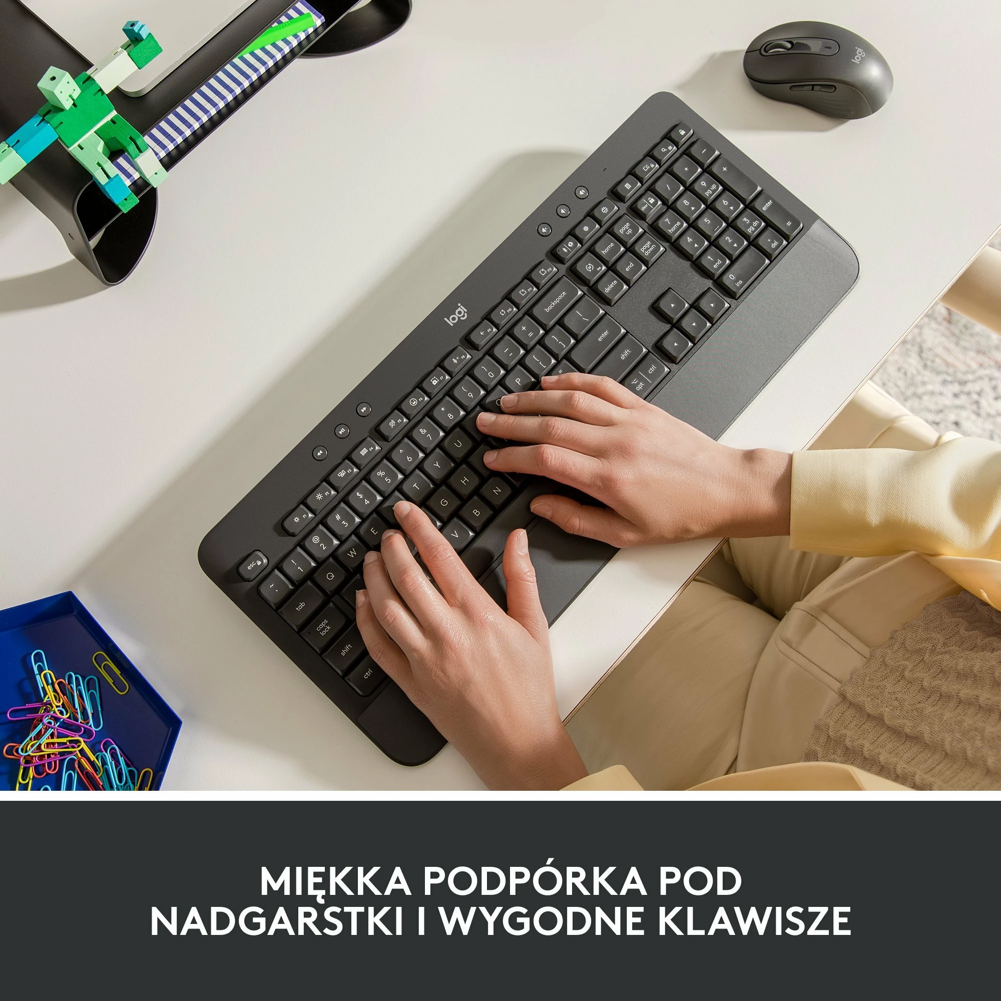 Tastierë Logitech Signature K650 920-010945, wireless, US layout, me numpad, pa ndriçim, Graphite