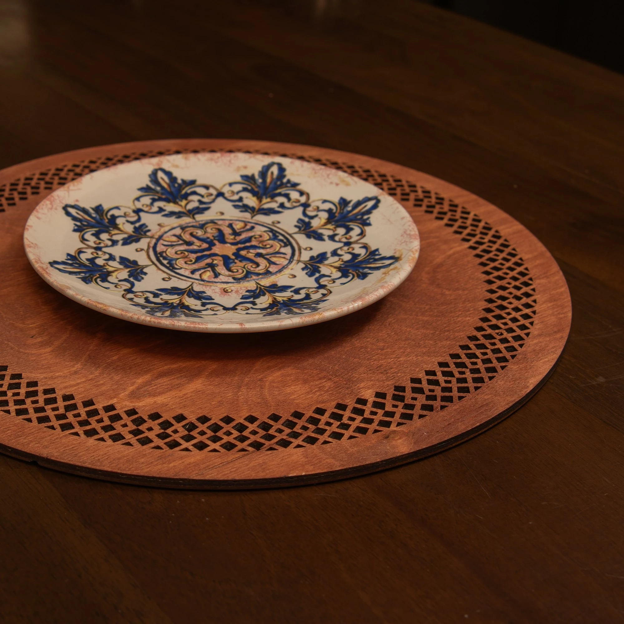 Set nënshtrues tavoline prej druri, 4 copë, Hermia, Selçuk - ngjyrë trëndafili