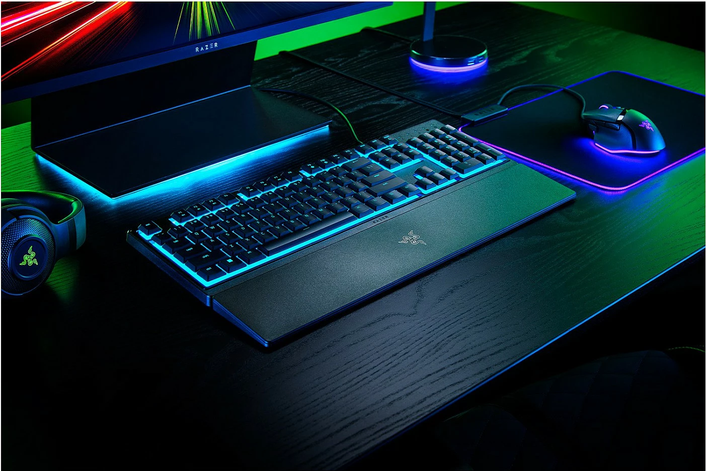 Tastierë gaming Razer Ornata V3 X, USB, full-size, QWERTZ (DE), membranë, RGB, e zezë