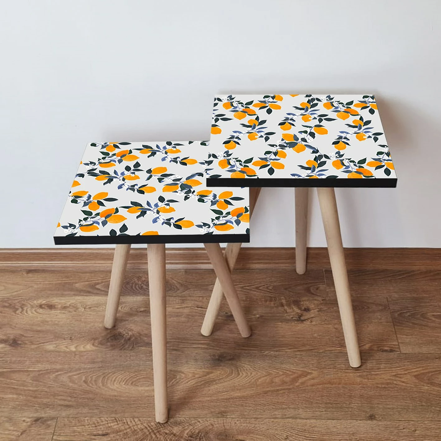 Set tavolinash të vendosshme, Skye Decor, 2 copë, ngjyrë bardhë, portokalli, e gjelbër, 2Shp158