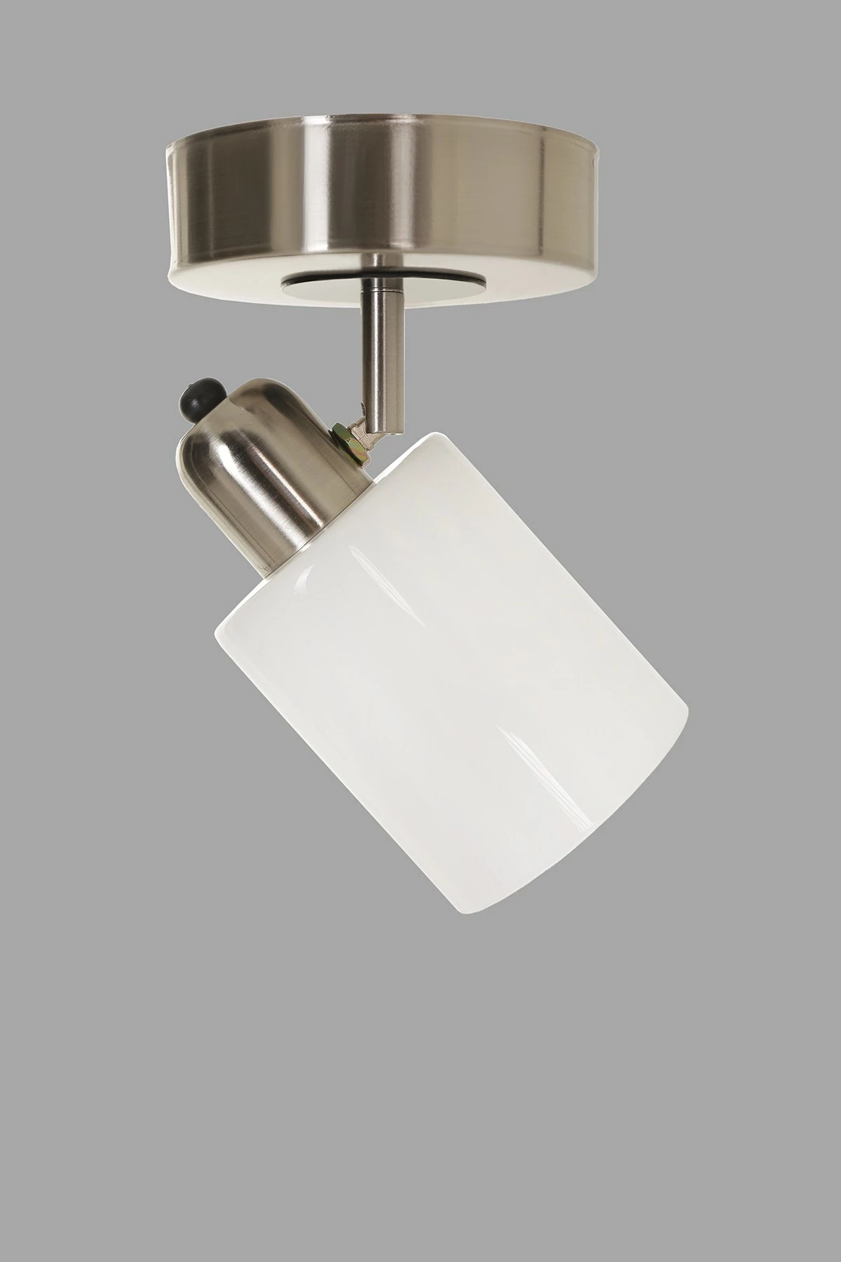 Llambë muri Opviq, Nomi - 8434-1P, krom