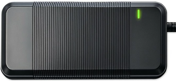 Karikues muri Qoltec 52612, 42V 4A, lidhje 5.5x2.1mm, për bateri 36V Li-ion, me kabllo fuqie, zi