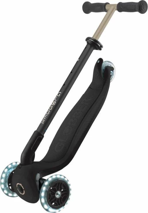 Trotinetë me ulëse Globber GO•UP DELUXE LIGHTS 3-në-1 për fëmijë