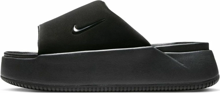 Papuqe Nike, të zeza