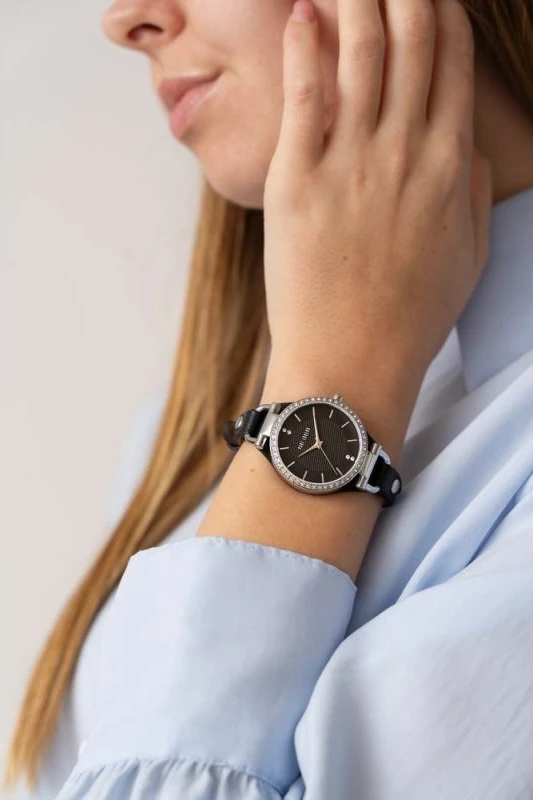 Orë dore për femra Paul Lorens, e zezë