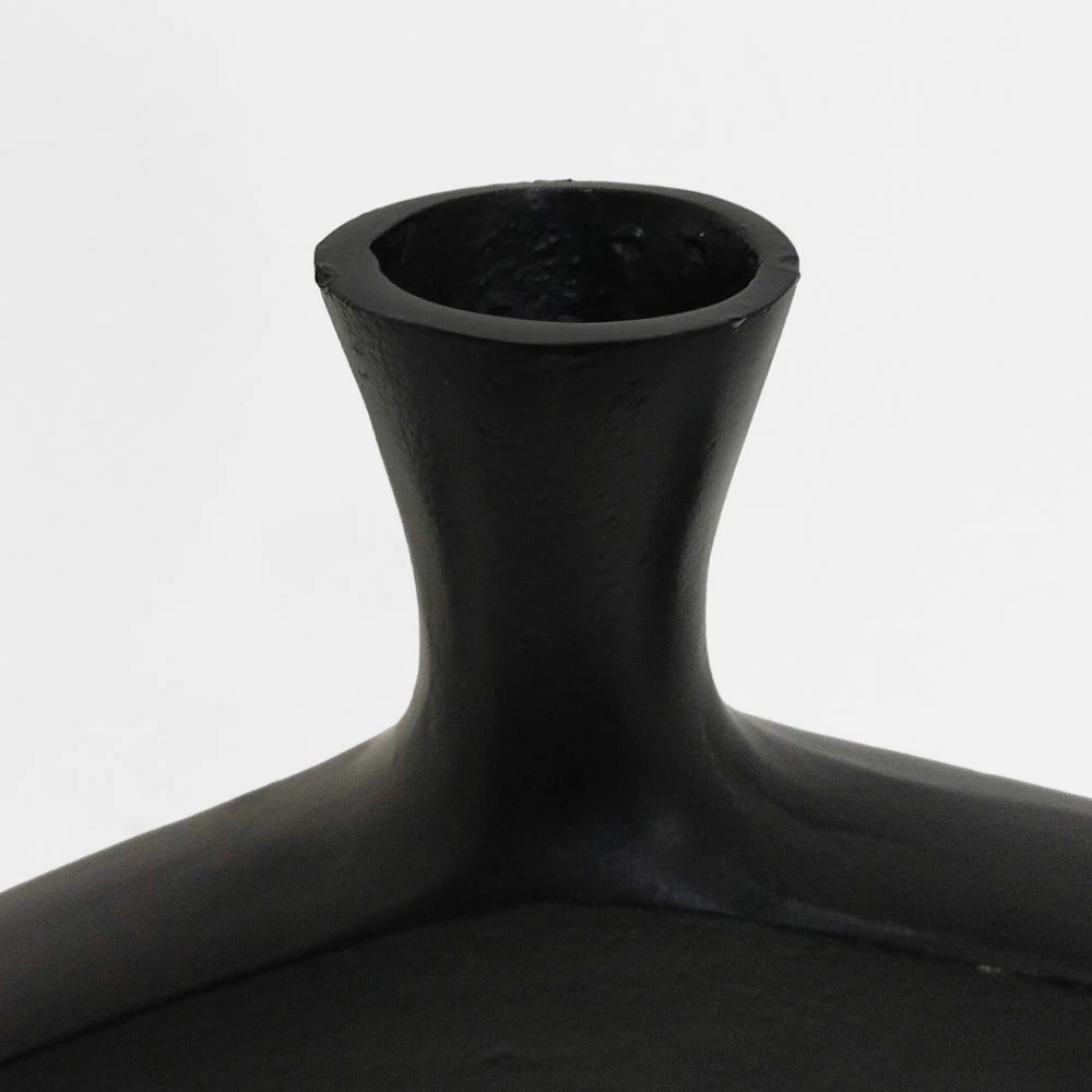 Vazo ovale abstrakte, alumin i zi, 31x5x41cm