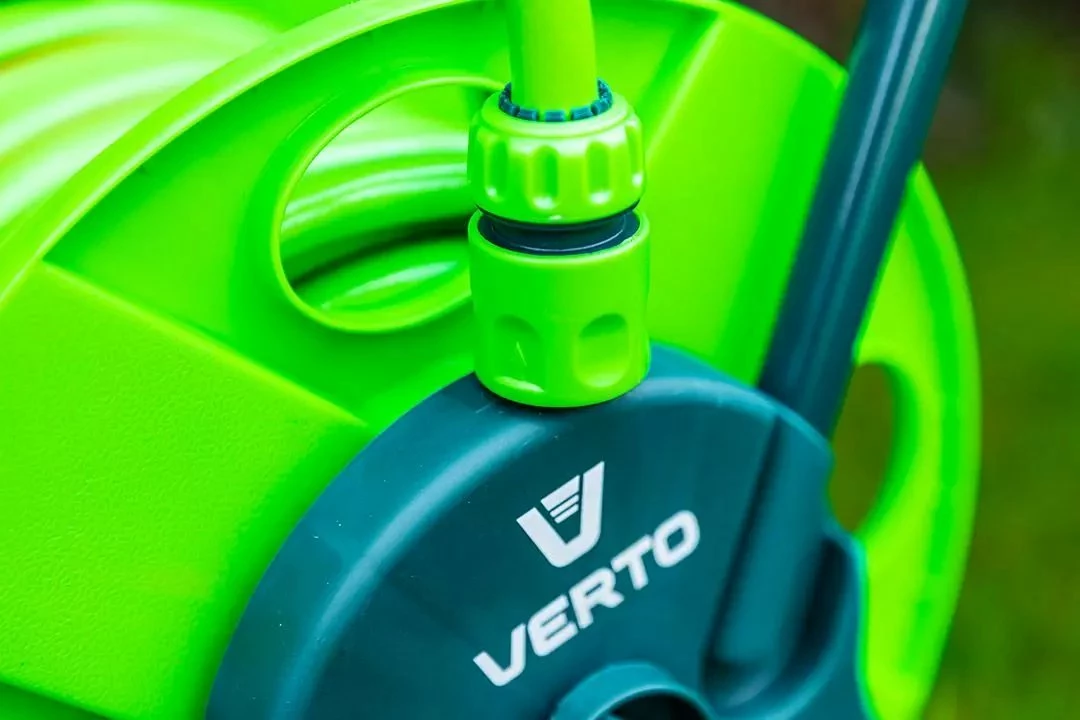 Mbajtëse/spulë për zorrë kopshti Verto 15G790, deri 45 m (1/2"), e gjelbër