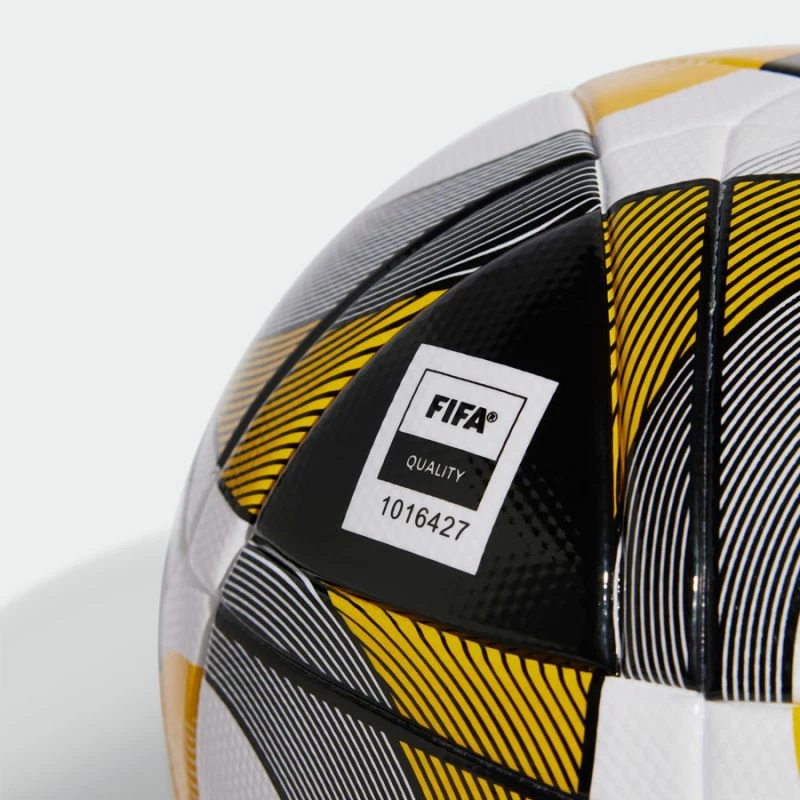 Top futbolli adidas, madhësia 5 [Madhësia: 5]