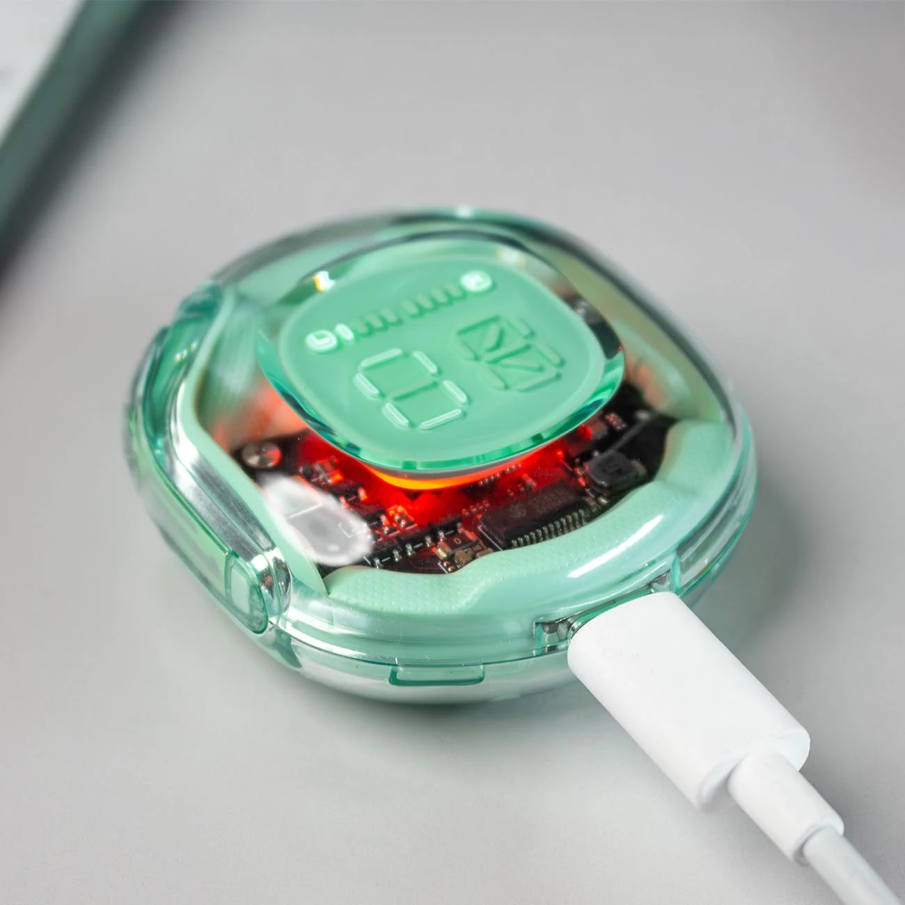 Kufje wireless Acefast T8 TWS, Bluetooth 5.3, me kuti karikimi, Bardhë