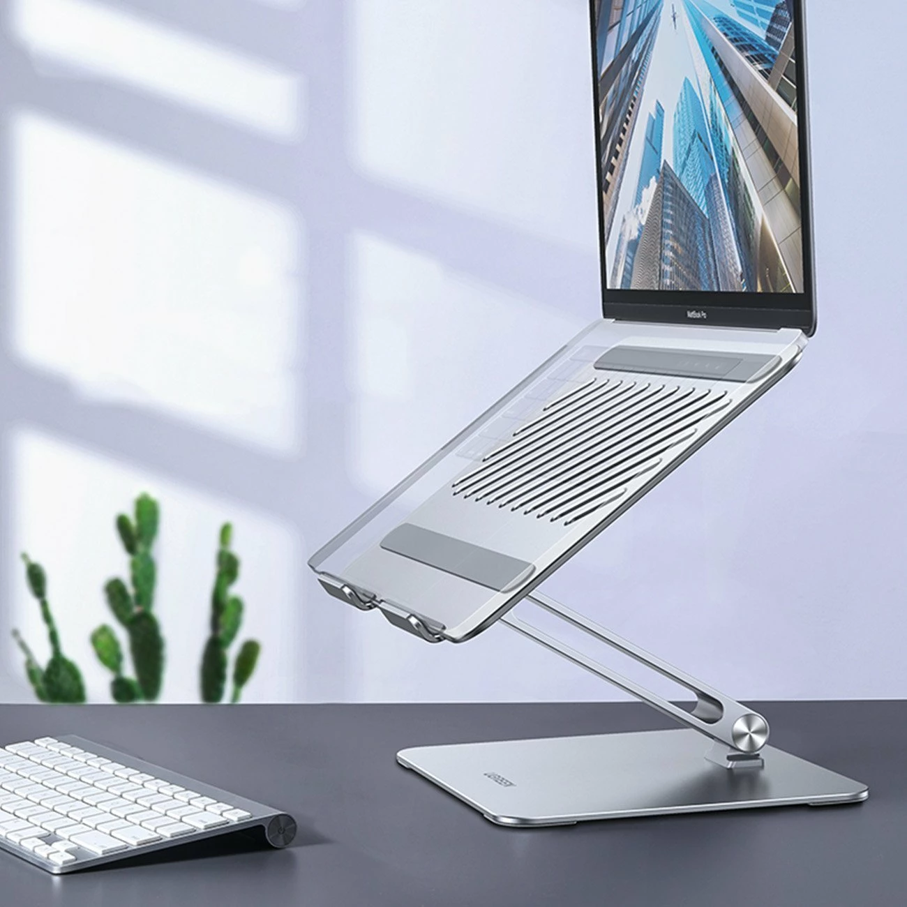 Mbajtëse laptopi Ugreen LP339, e palosshme, e rregullueshme, 13-17.3\", alumin, argjend