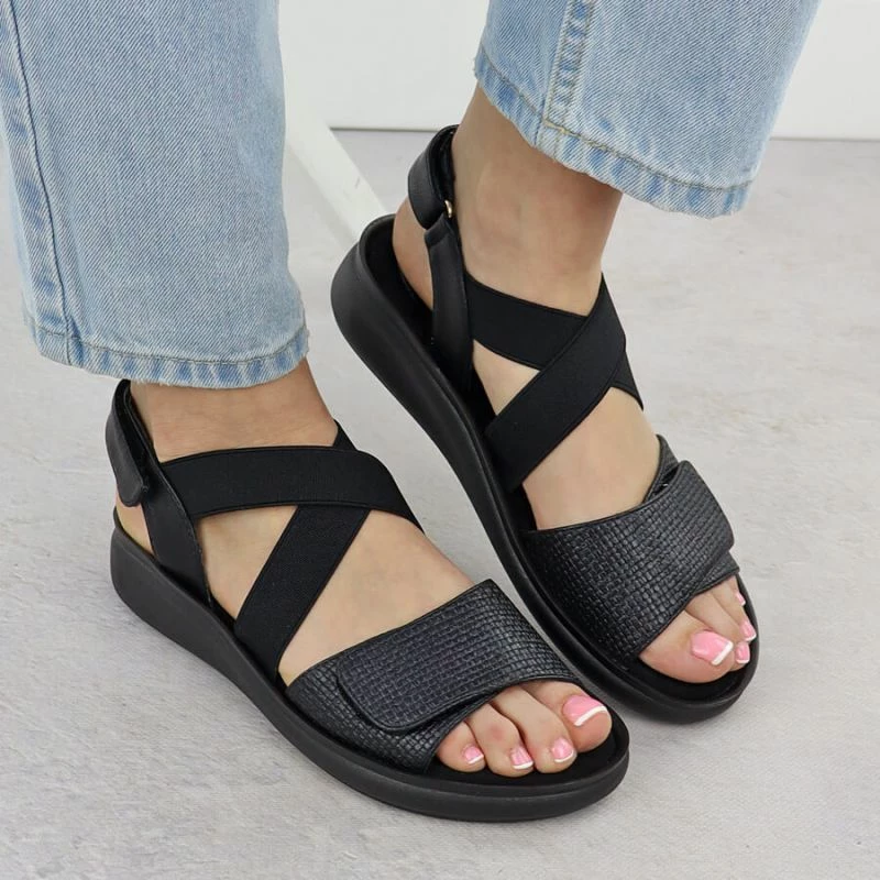 Sandale për femra Jezzi, të zeza