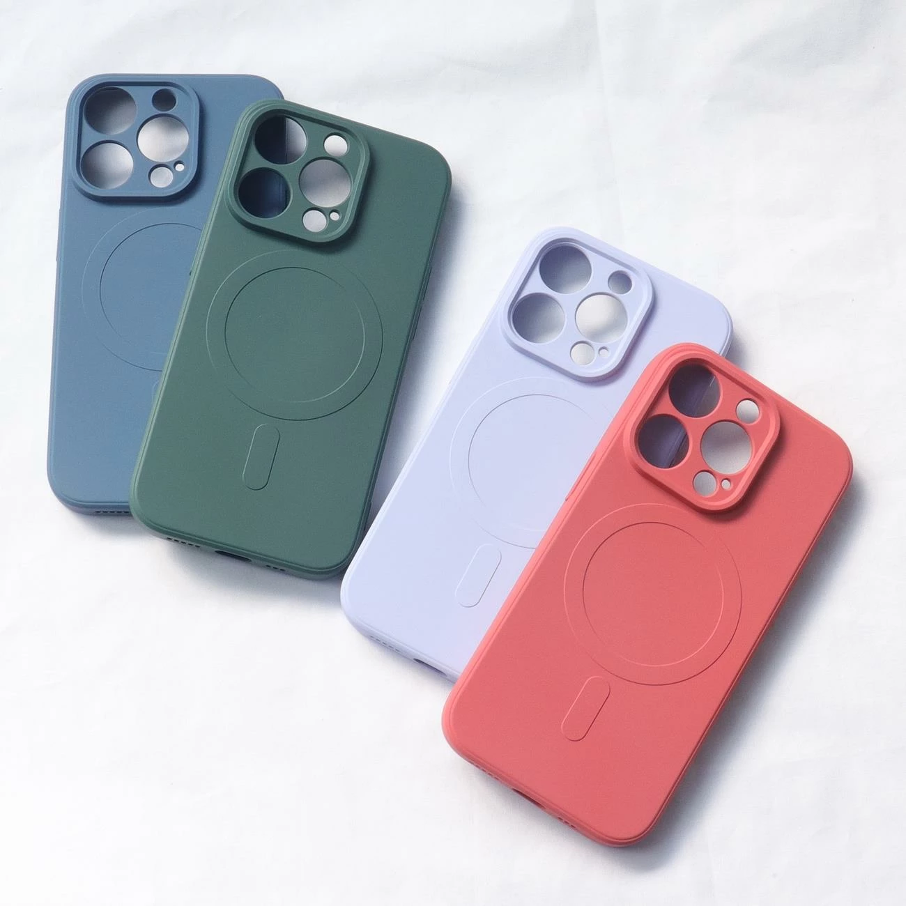 Mbështjellës silikoni Hurtel për iPhone 15 Pro Max, MagSafe, Rozë
