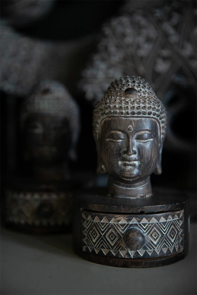 Dekor Buddha BADBA, polirezine, kafe-bardhë, 10x11x15cm