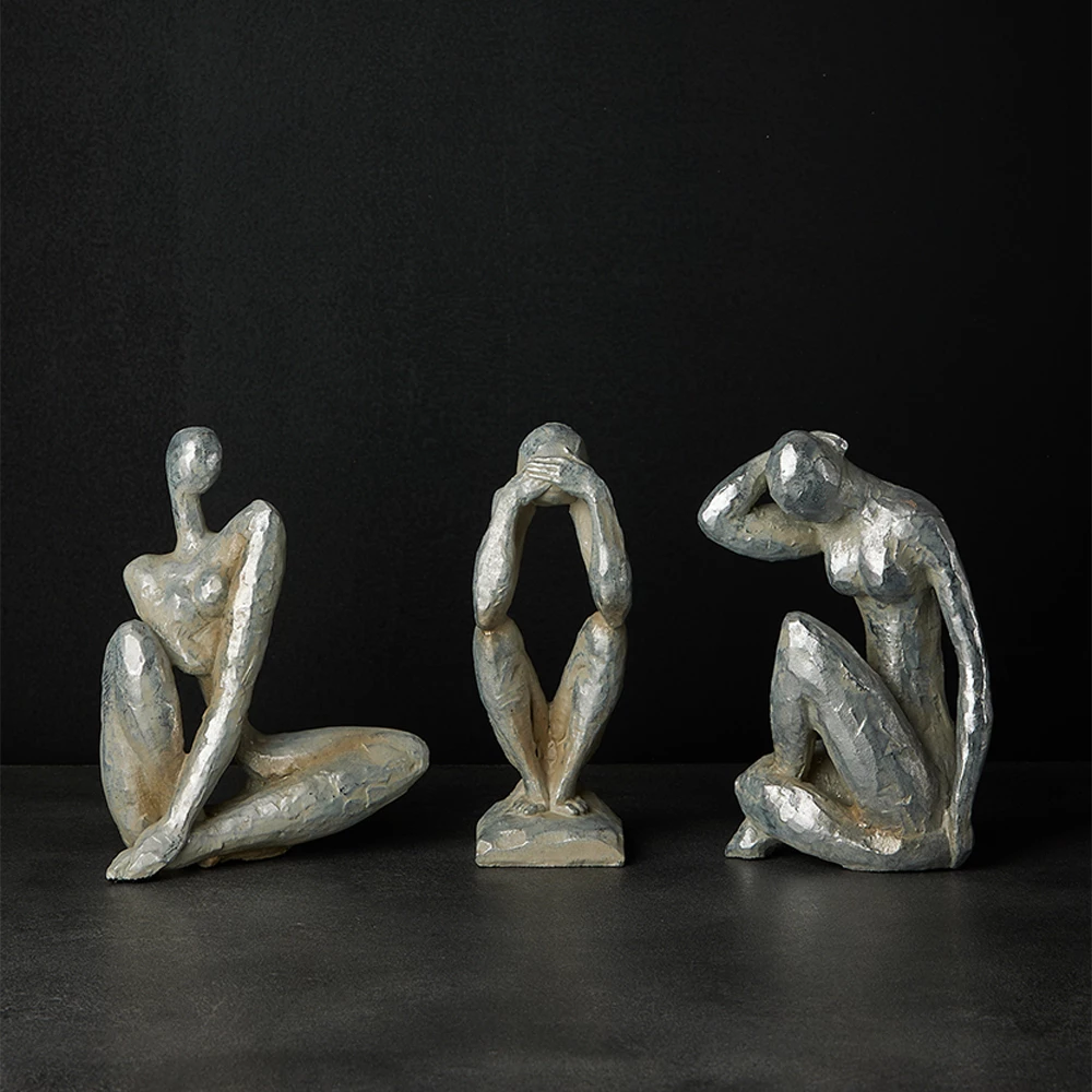 Figurë dekorative moderne, ngjyrë argjendi, 8x7x21cm