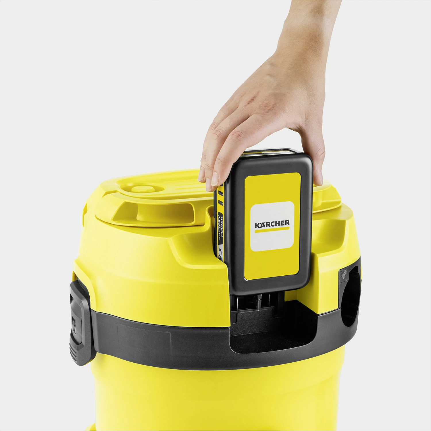 Fshesë me korrent Kärcher WD 2-18 V-12/18, 18V, 12L, e verdhë/zezë