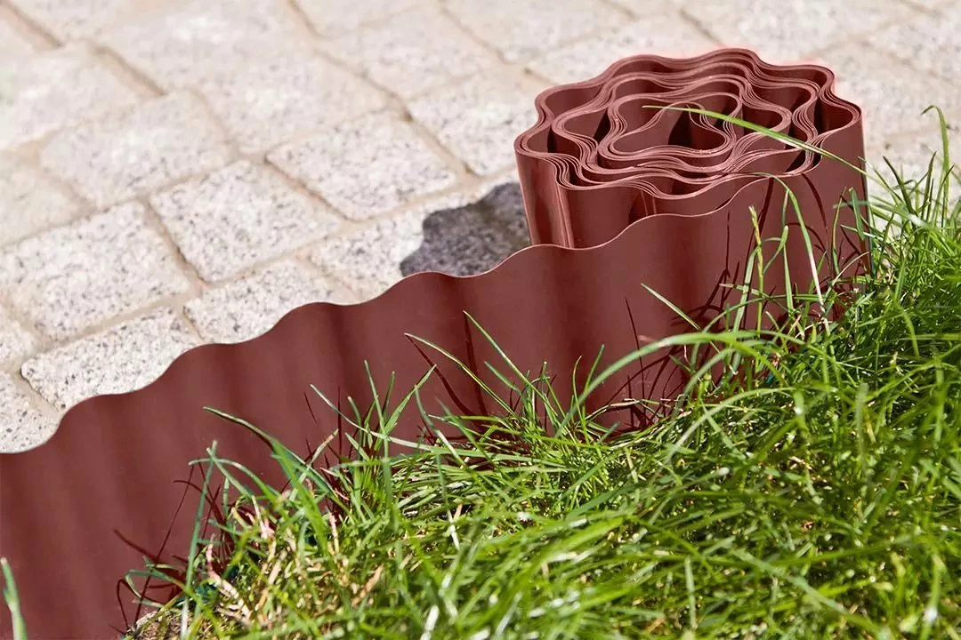 Kufizues lëndine Verto 15G515 20 cm x 9 m, kafe