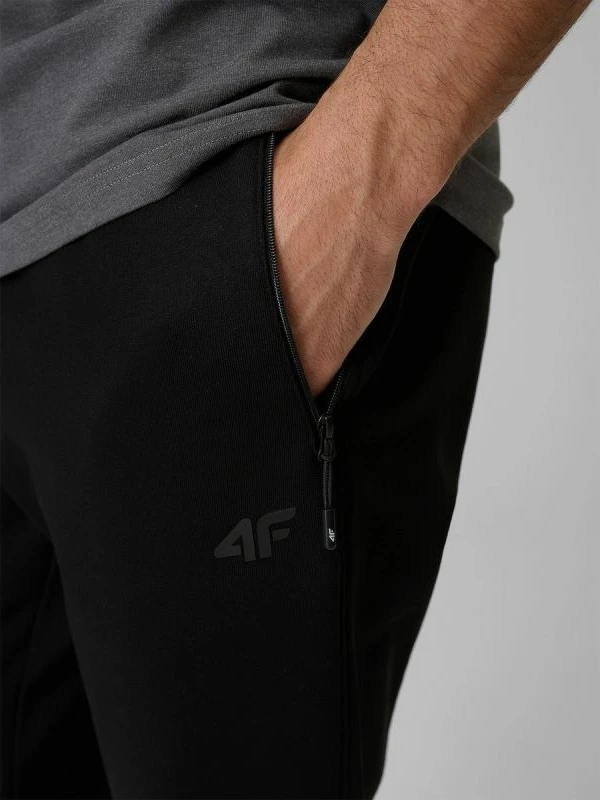 Pantallona sportive jogger për meshkuj 4F 4FRMM00TTROM2020-20S