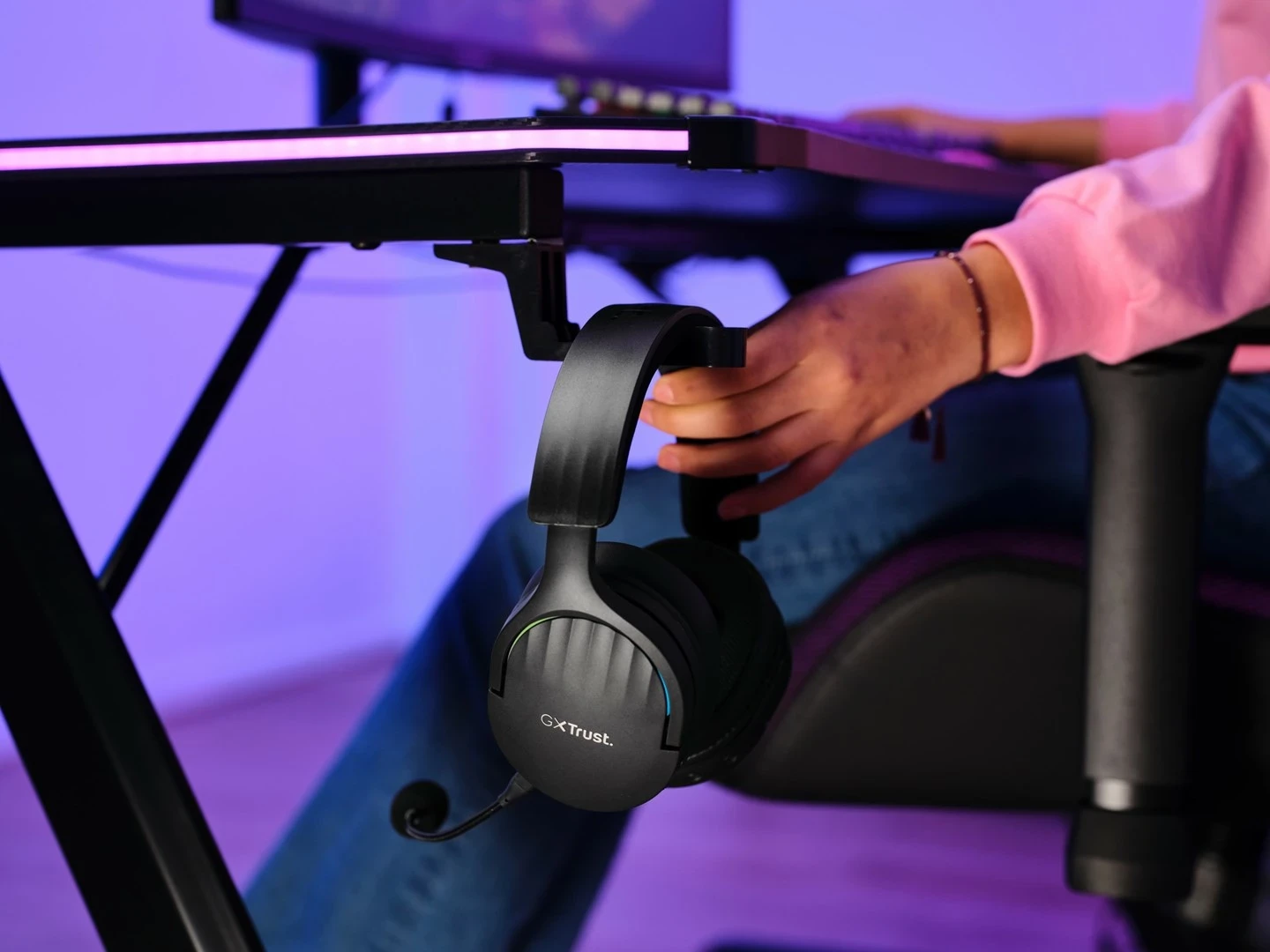 Headset Trust GXT 491 Fayzo, Gaming, USB Type-C, Bluetooth, Black