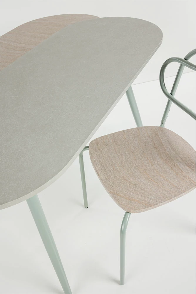 Tavolinë me karrige italiane, 4+1, ngjyrë gri-gur, 120x75x75