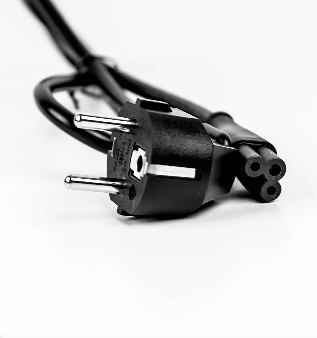 Kabllo rryme Bachmann IEC C5 në CEE 7/7, 1 m, e zezë