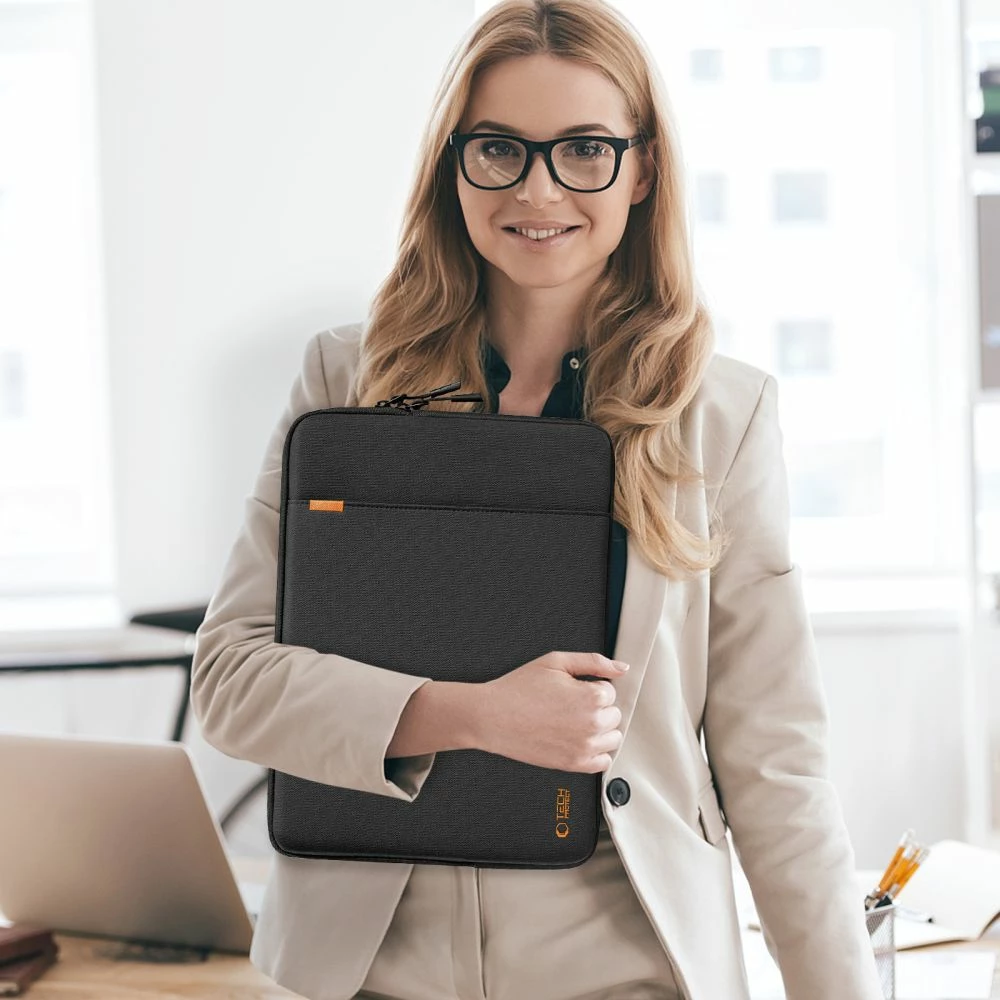 Mbështjellës Tech-Protect Defender për laptop/tablet 11-13", i zi